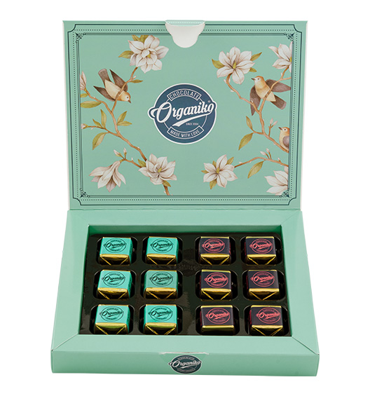 Bio Schokoladenpralinen mit Haselnüssen und Mandeln